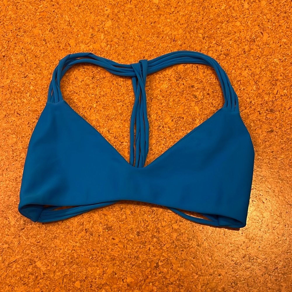 Mikoh Top